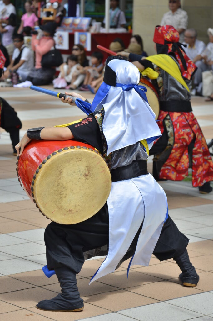 沖縄の夏祭りと海の楽しみ方：夏の魅力を最大限に-2