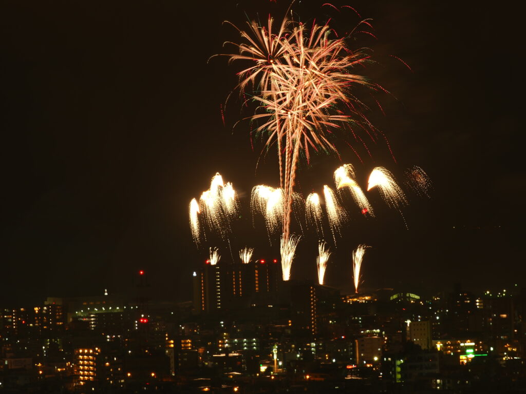 沖縄の夏祭りと海の楽しみ方